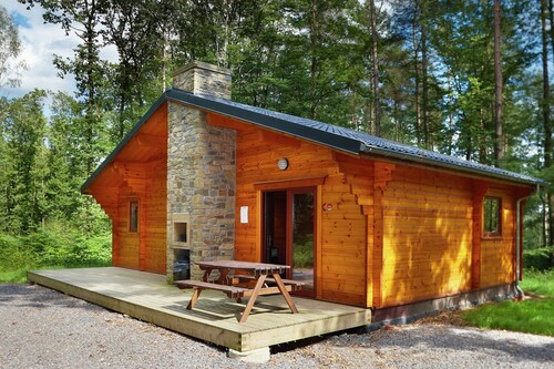 Chalet in Belgien mit Holzdesign