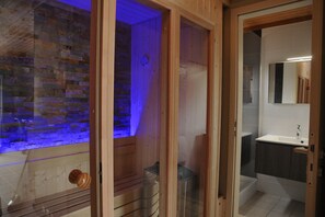 Sauna - Cottage by Lake in Vielsalm with Sauna (Vielsalm)