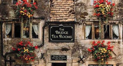 Conde Nast voted top Cotswold holiday let