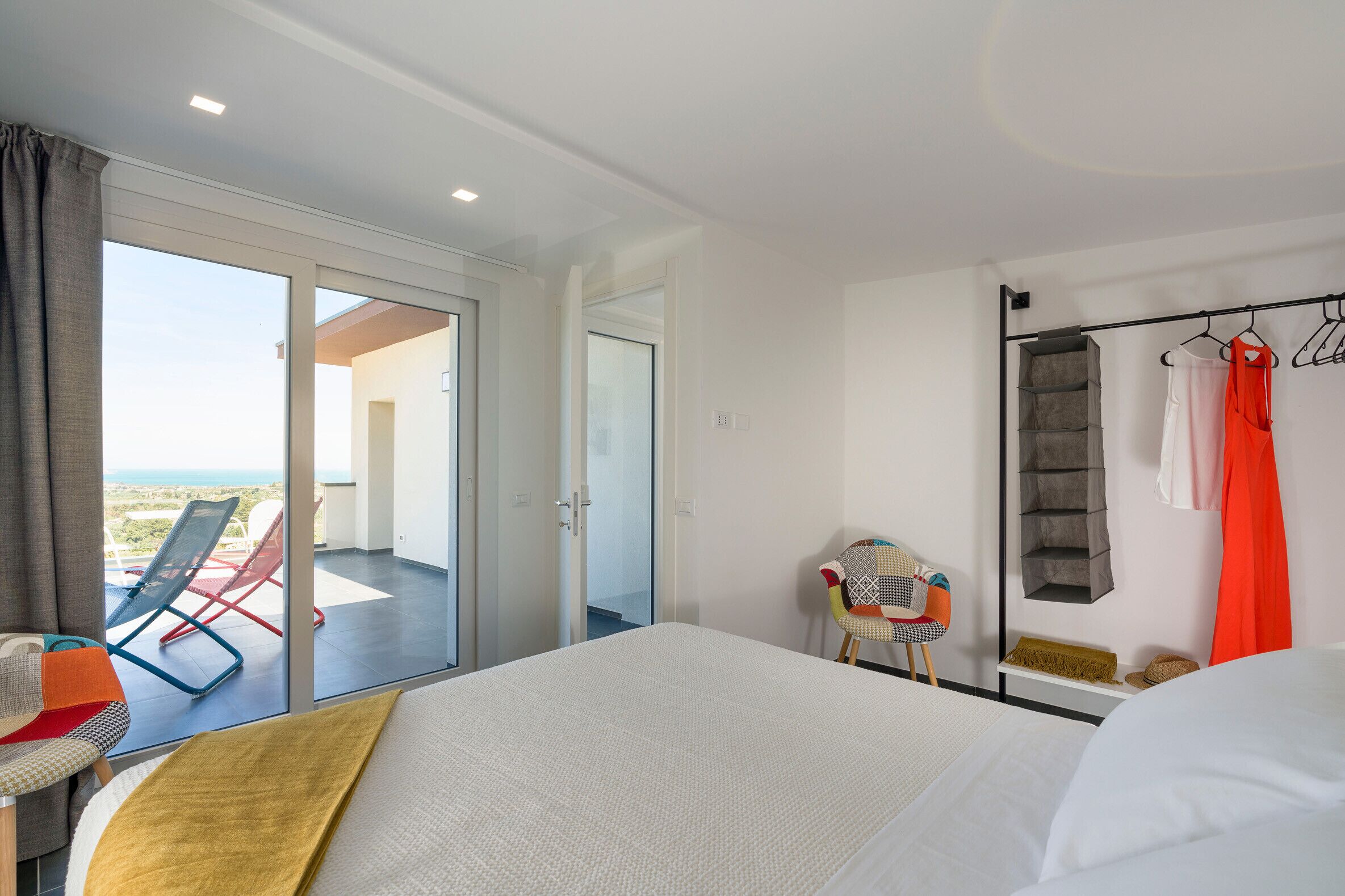 4 bedrooms, free WiFi, bed sheets