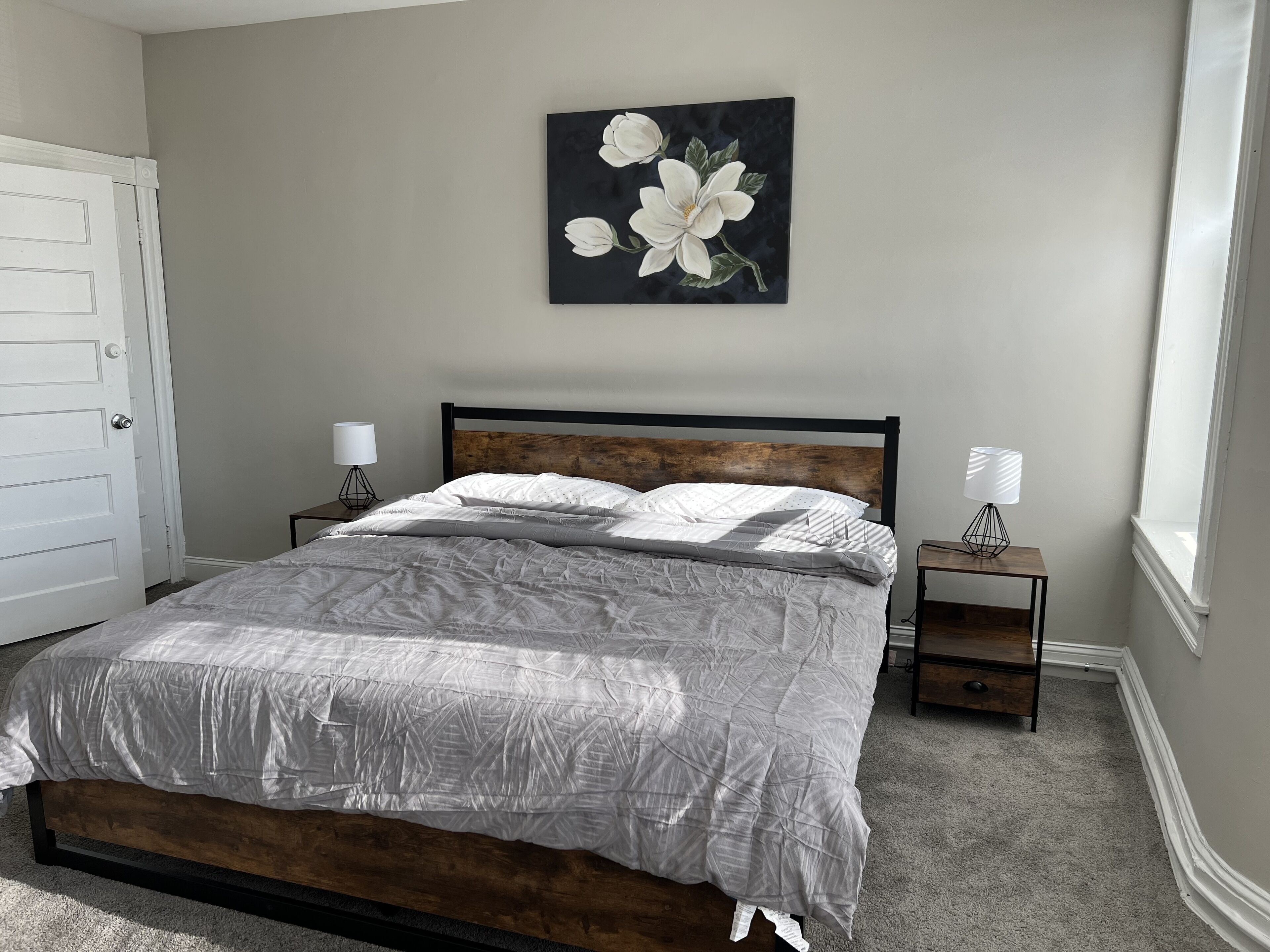 5 bedrooms, desk, iron/ironing board, free WiFi