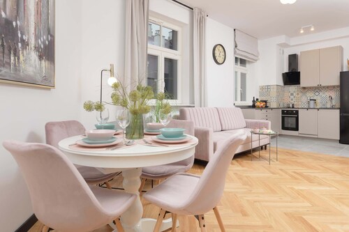 Two-level Apartment | Air Conditioning, 2 Bathrooms