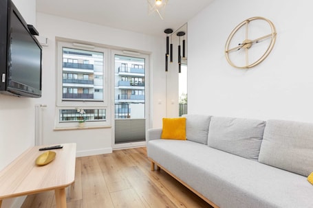 Flat-screen TV. Modern Studio on Goclaw | Parking | Balcony