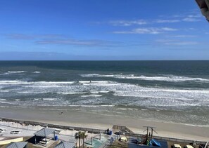 On the beach - Oceanfront Private Balcony | Harbour Beach Resort (daytona beach)
