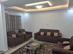 TV - Residence mouna (Dakar)