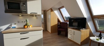 APARTMENT 2 ON THE 2ND FLOOR