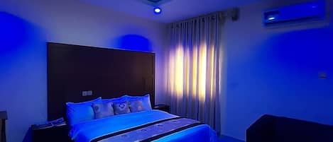 1 bedroom, premium bedding, memory foam beds, free WiFi