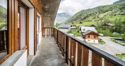 Apartment 'Coeur De Charmy' with Mountain View, Private Terrace and Wi-Fi
