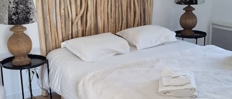 4 habitaciones, wifi gratis y ropa de cama