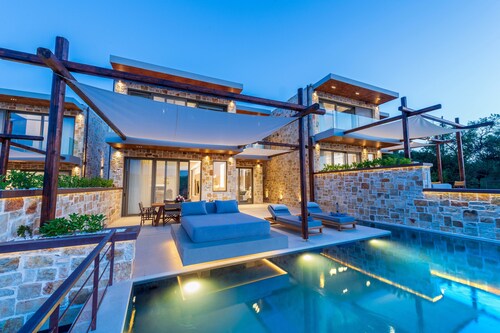 Villa "Ira" with Sea View, Private Pool & Wi-Fi