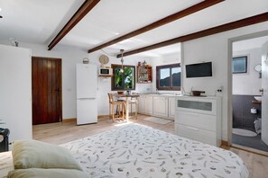 1 chambre, Wi-Fi gratuit, draps fournis