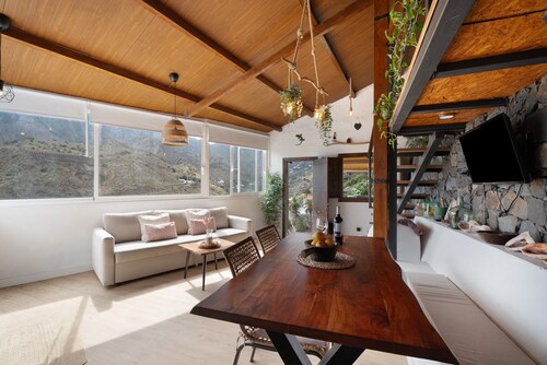 Holiday Home "Tajaraste 2" with Sea & Mountain Views, Private Terraces & Wi-Fi