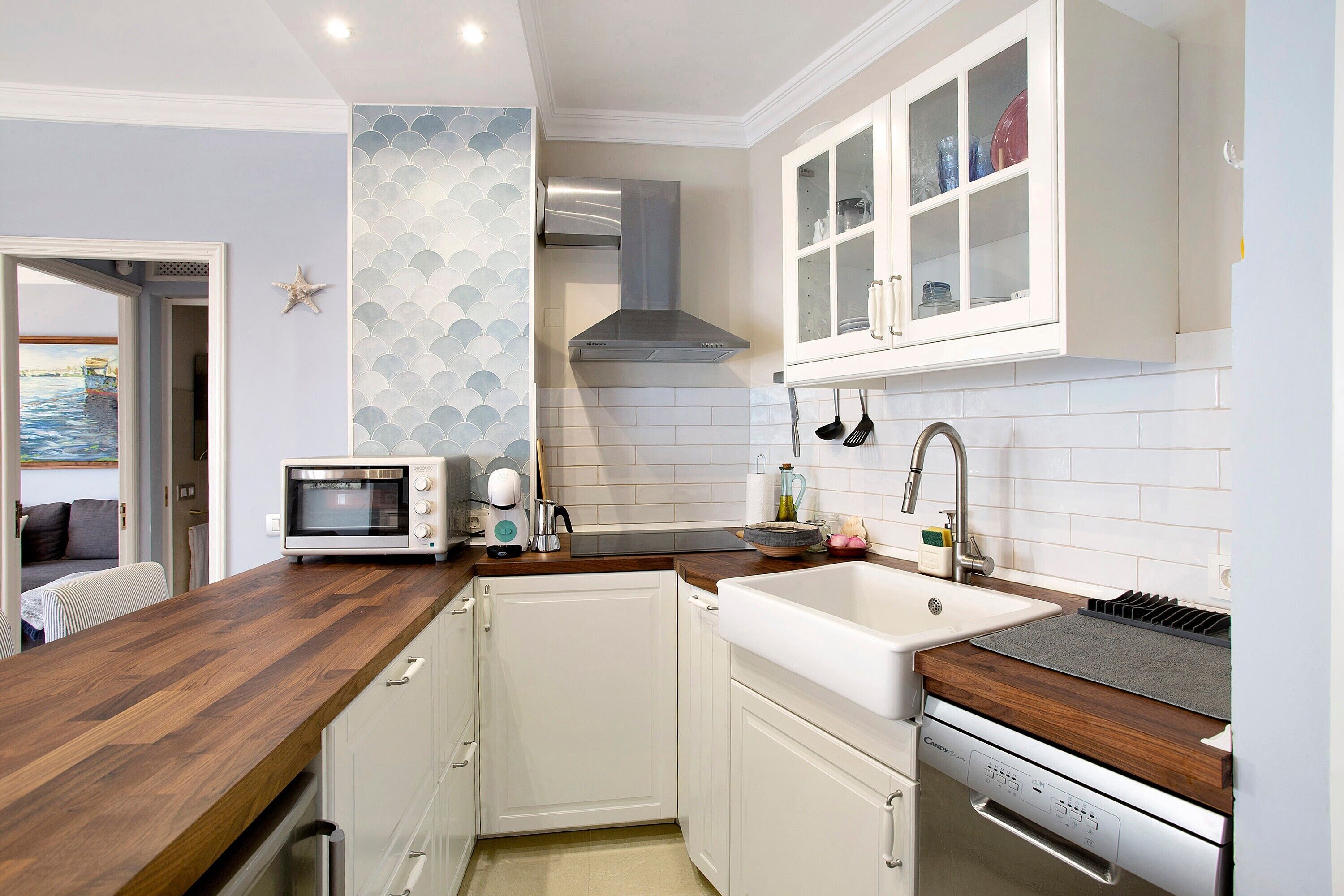 Kühlschrank, Ofen, Herdplatte, Geschirrspüler