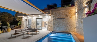 Villa "Suite Erifilli" con Vista Mare, Piscina Privata e Wi-Fi
