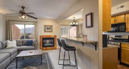 Townhome on Moab Golf Course | Pool | Views!