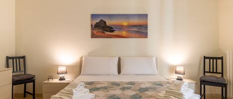 2 Schlafzimmer, Bügeleisen/Bügelbrett, kostenloses WLAN, Bettwäsche