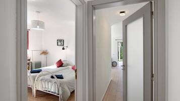 3 chambres, fer et planche Ă repasser, Wi-Fi gratuit, draps fournis