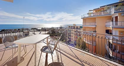 Appartement 'Bellevue' avec vue sur mer et terrasse privée