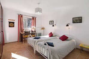 2 Schlafzimmer, Bügeleisen/Bügelbrett, kostenloses WLAN, Bettwäsche