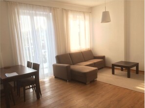 Living area - APARTMENT COMFORT (Bad Griesbach im Rottal)