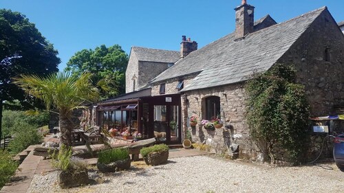 Windsor Farm House , Stunning views/hot tub close to Scafell and Wastwater Lake