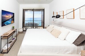 3 slaapkamers, een strijkplank/strijkijzer, gratis wifi, beddengoed