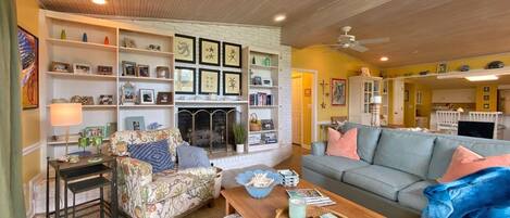 Rumah, 3 kamar tidur | Area keluarga | Smart TV