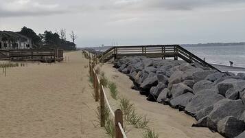 Townhome, 3 Bedrooms | Beach