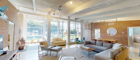 Cottage, 5 Bedrooms | Interior