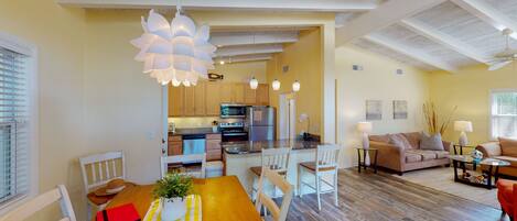 House, 3 Bedrooms | Outdoor dining