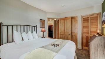 Condo, 1 Bedroom
