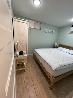 2 bedrooms, desk, iron/ironing board, free WiFi