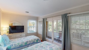 4 bedrooms, iron/ironing board, free WiFi