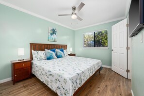 Condo, 2 Bedrooms