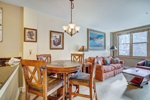Apartment, 1 Schlafzimmer | Speisen