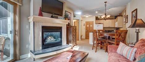 Condo, 1 Bedroom | Interior