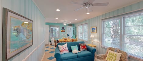 House, 3 Bedrooms | Living area | Smart TV