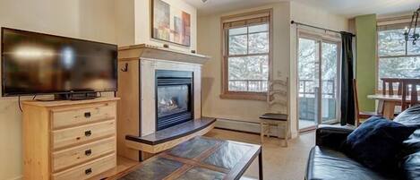 Condo, 1 Bedroom | Interior