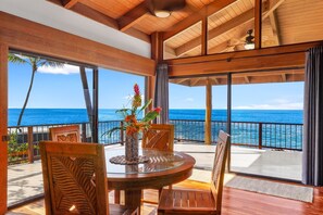 House, 1 Bedroom | Dining