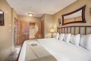 2 bedrooms, individually decorated, individually furnished