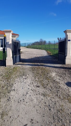 Enceinte de l’hébergement
