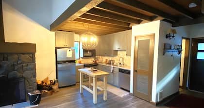 Cute & Cozy Cabin in Black Butte Ranch