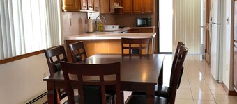 Private house with 4 bedrooms and 2 bathrooms and direct NYC Manhattan train only 10 minute walk away