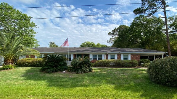 Duplex, 3 Bedrooms | Exterior - Golden Days Duplex 3 Bedroom Duplex (Jekyll Island)