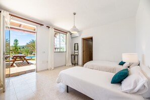 7 Schlafzimmer, Bügeleisen/Bügelbrett, Internetzugang