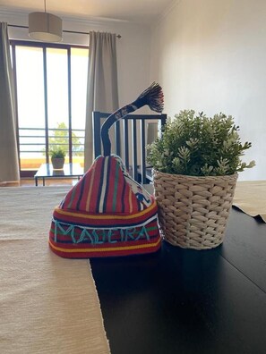 Interior - FLH Garajau Balcony with Pool (Santa Cruz)