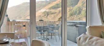 Cur Cottage - UK7809