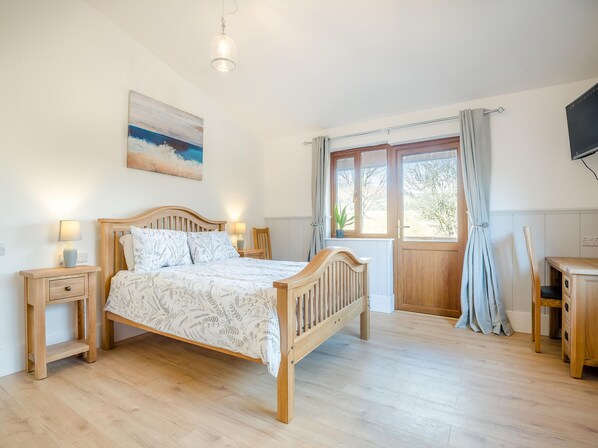 4 habitaciones, wifi gratis y ropa de cama