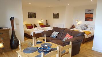 1 chambre, fer et planche Ă repasser, lit parapluie, Wi-Fi gratuit