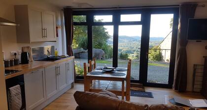 Wastwater Cottage, Modern Studio with amazing views of mountains.